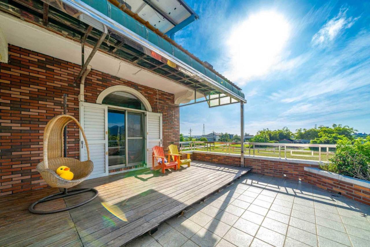 Rainbow Garden B&B Dongshan  Exterior photo