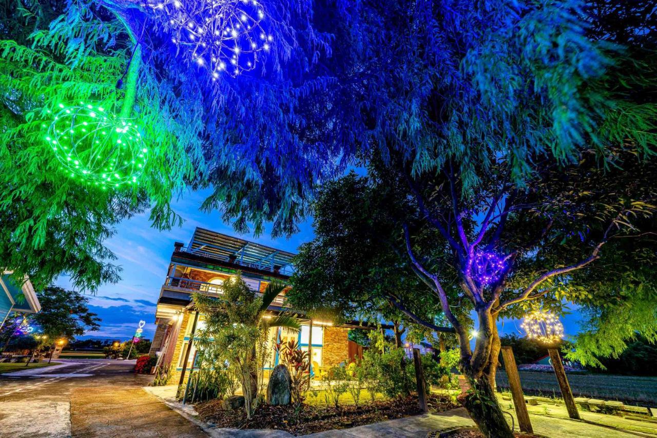 Rainbow Garden B&B Dongshan  Exterior photo
