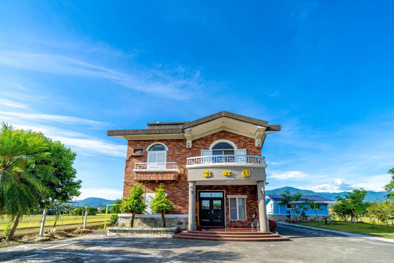 Rainbow Garden B&B Dongshan  Exterior photo