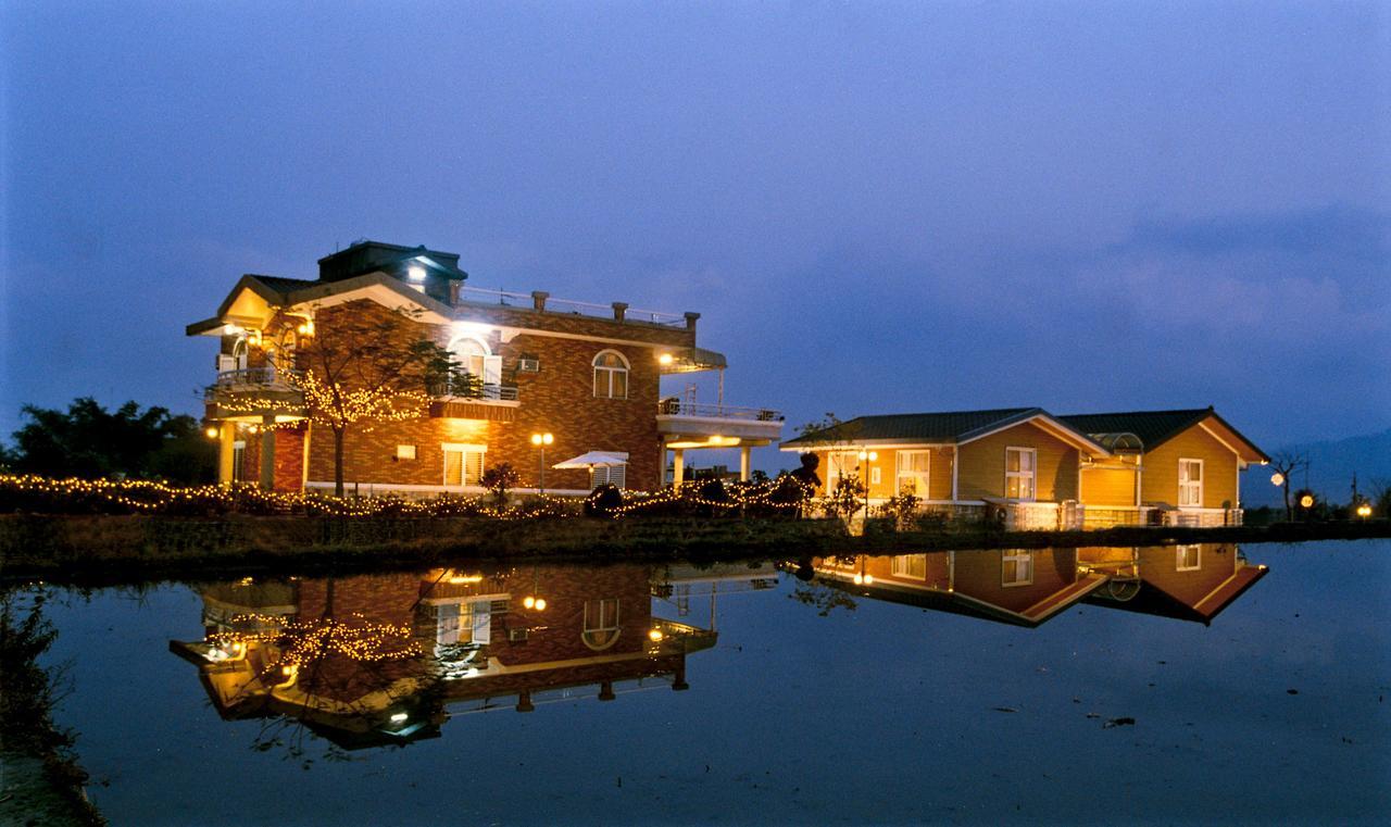 Rainbow Garden B&B Dongshan  Exterior photo